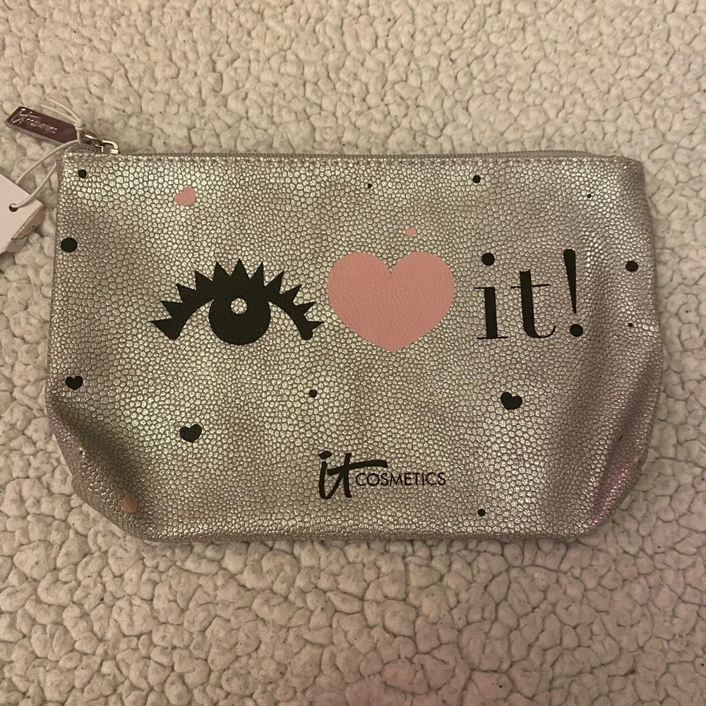 it cosmetics brand new